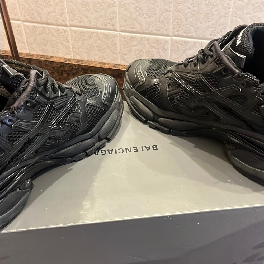 Balenciaga Black Sneakers - Picture 8 of 8